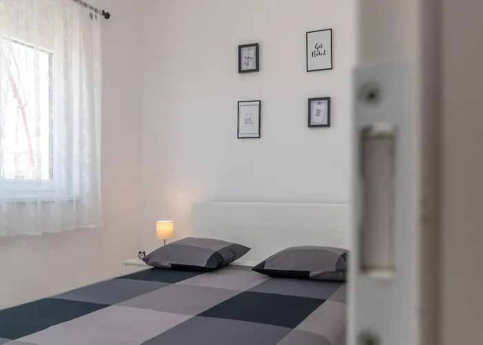Spiro Apartman *
